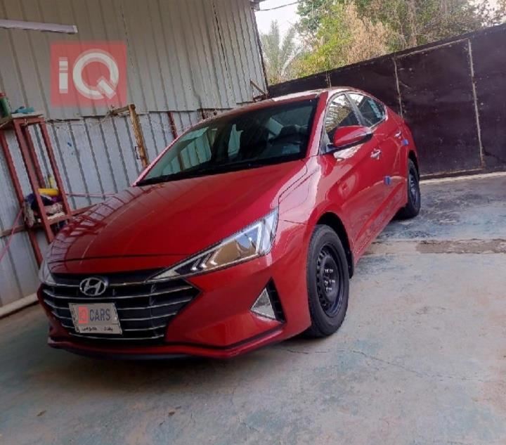 هیوندای ئەلەنترا